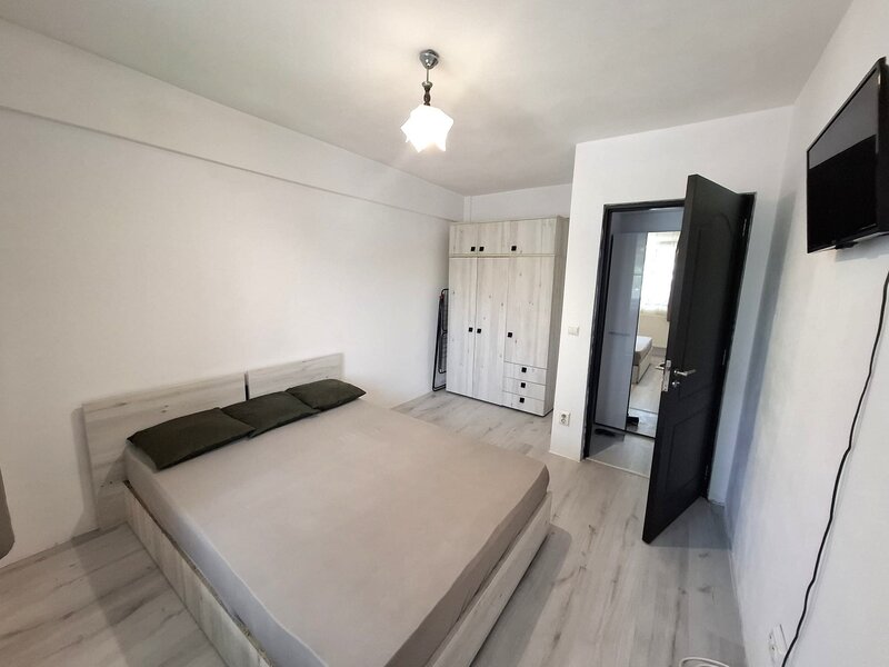 Popesti Leordeni, ap. 2 cam., mobilat si utilat, centrala proprie, loc parcare,