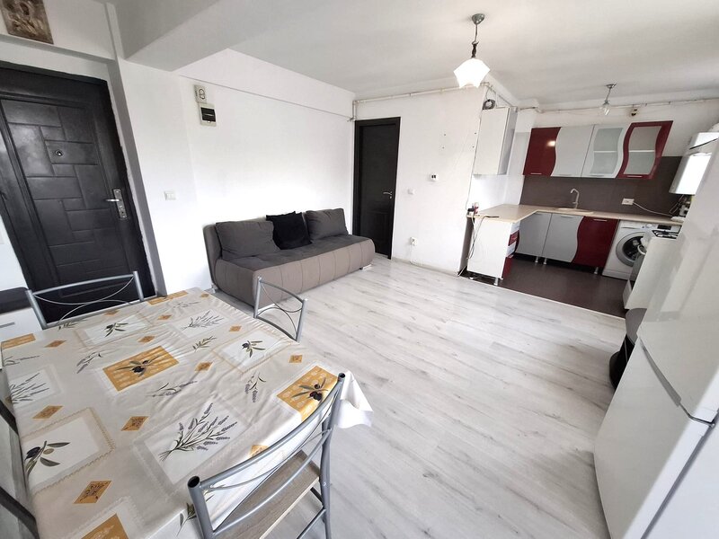 Popesti Leordeni, ap. 2 cam., mobilat si utilat, centrala proprie, loc parcare,